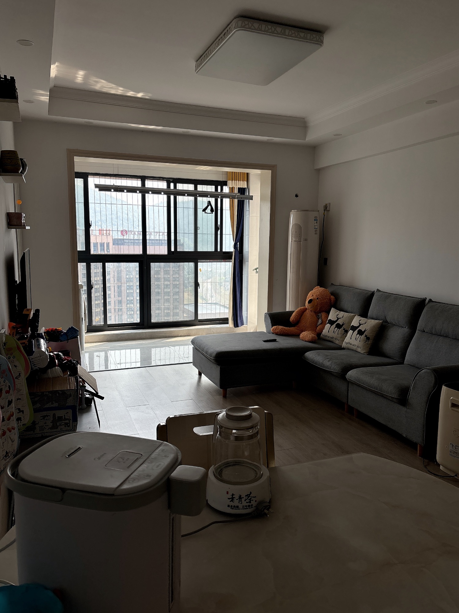 赤壁印象·两室两厅·户型好·室内干净整洁/1400月