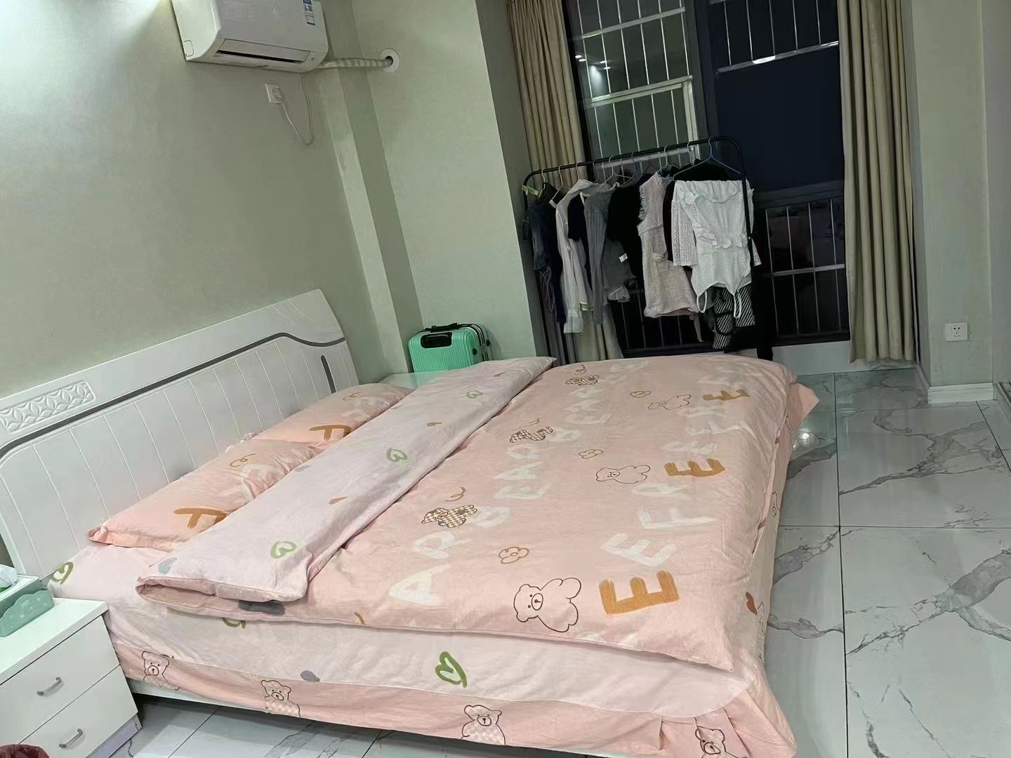 郡都精装修·温馨公寓诚意出租1000/月