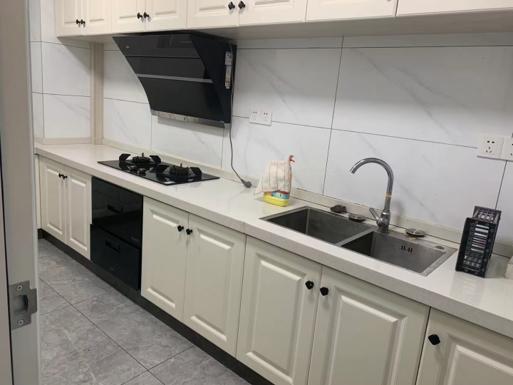 赤壁印象，2室2厅，精装修，拎包入住，售35万·有钥匙