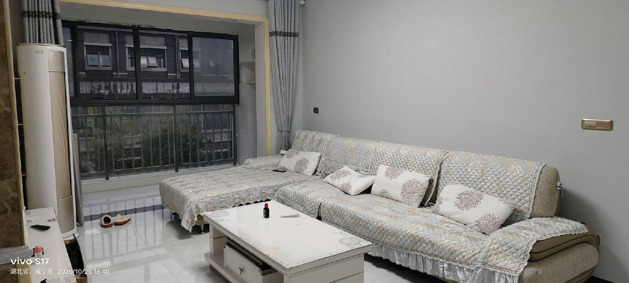 赤壁印象·精装修·三室两厅·诚意出租1800/月