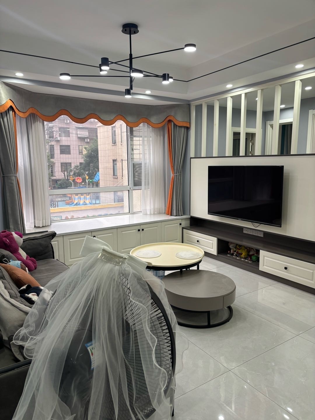 塞纳河畔·两室两厅·全新装修·拎包入住·房子保养好售价35万