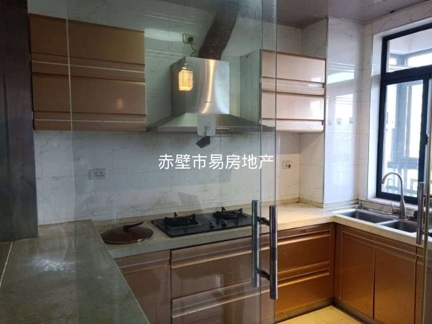 博园·三房两厅135平方·南北通透·拎包入住/1600月