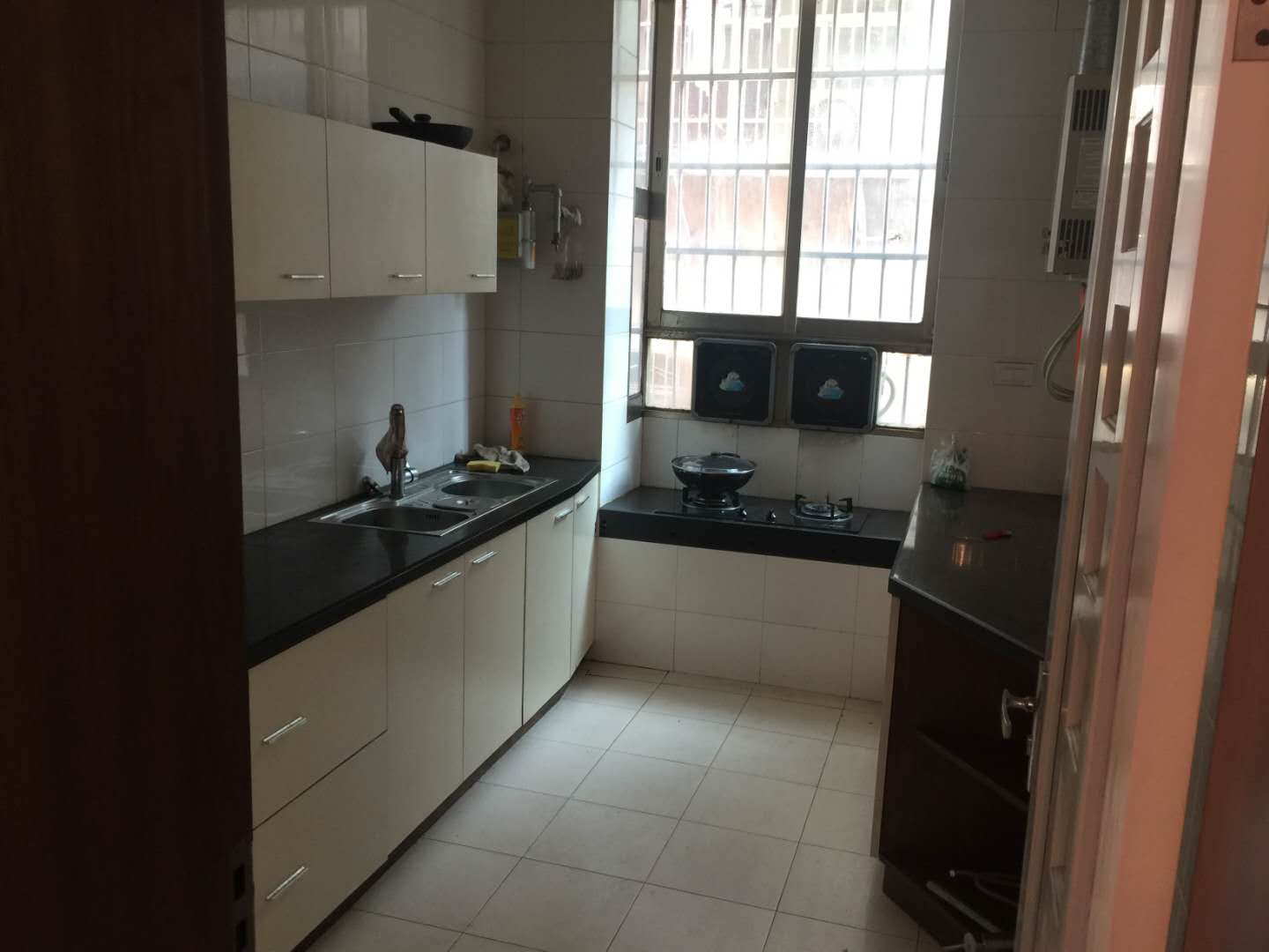 外滩旁东洲桥小区·温馨两居室·可拎包入住1000/月