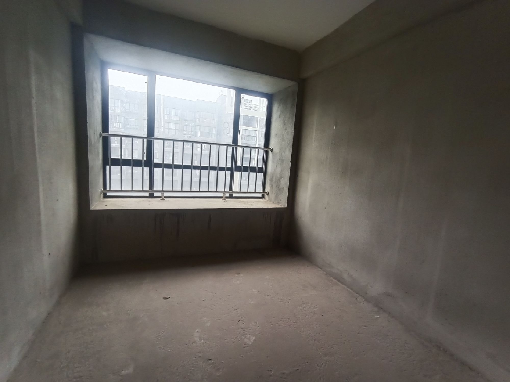 雍景新城·3+1户型·非常好的户型·证件在手·急售58万