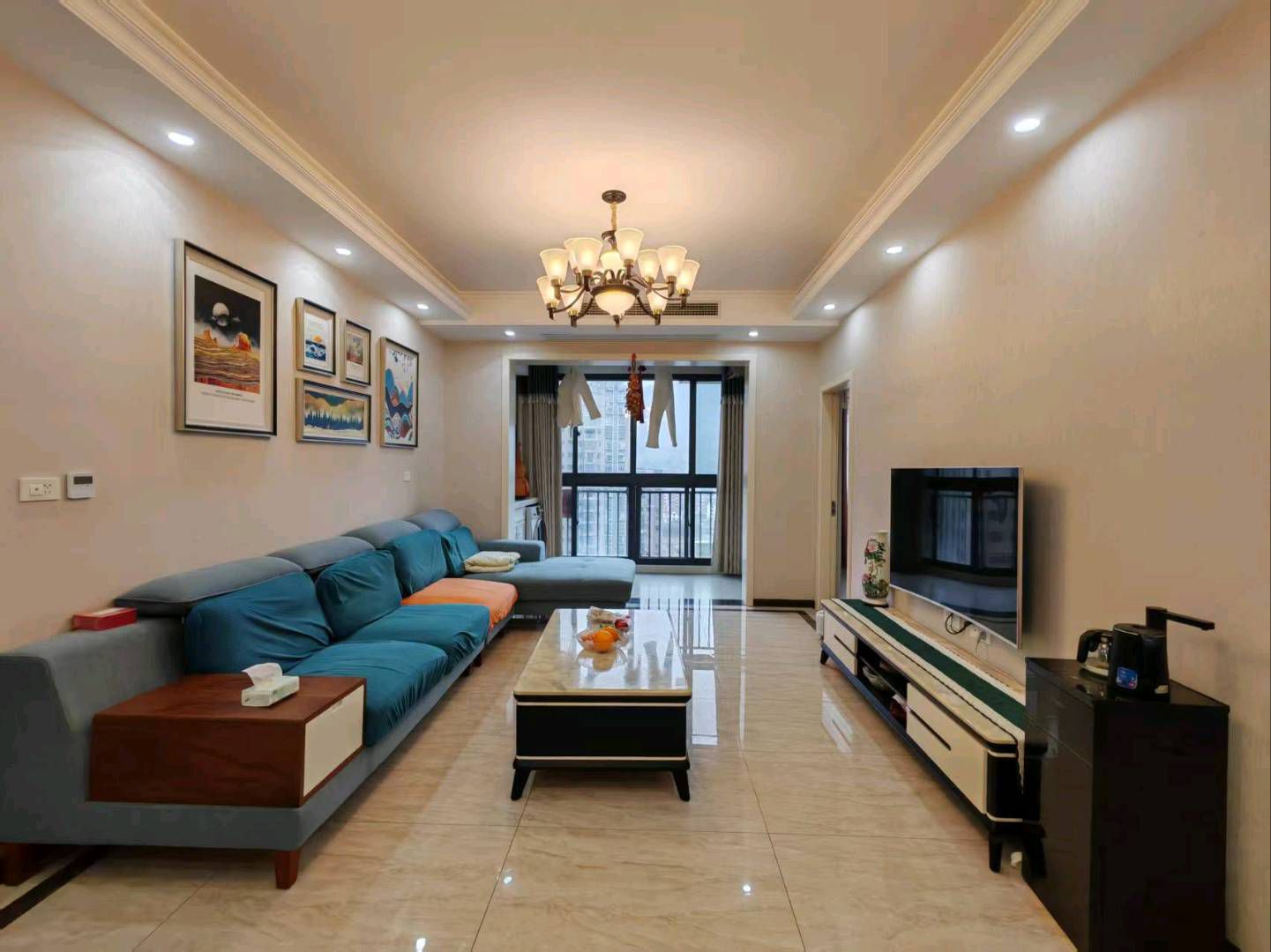 塞纳河畔·精装修三室两厅·15楼·证件齐全50万