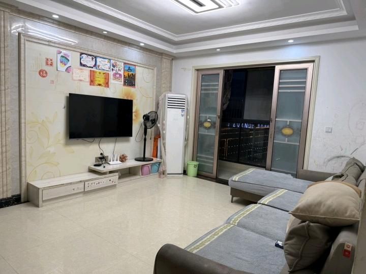 丰业盛世·精装修电梯房·温馨干净整洁三居室·出租1600/月