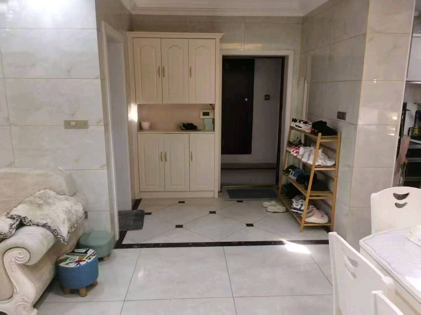 同城上都120平方三房·拎包入住报价55万