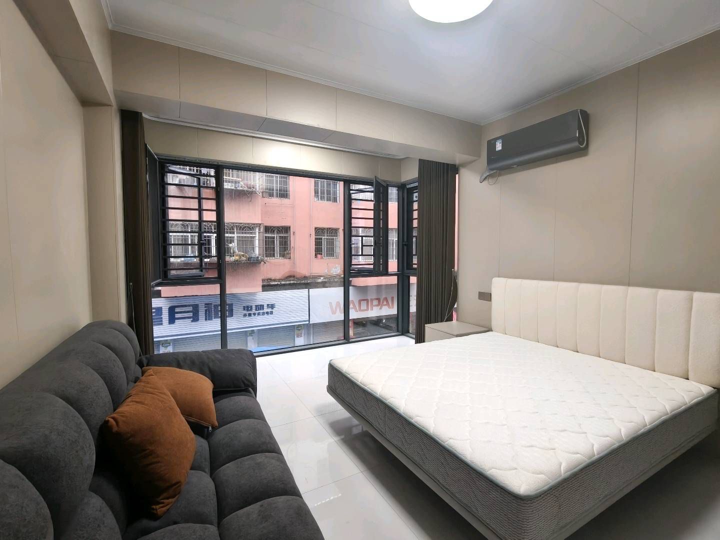 和谐家园·新街口精装修公寓·诚意出租1200/月