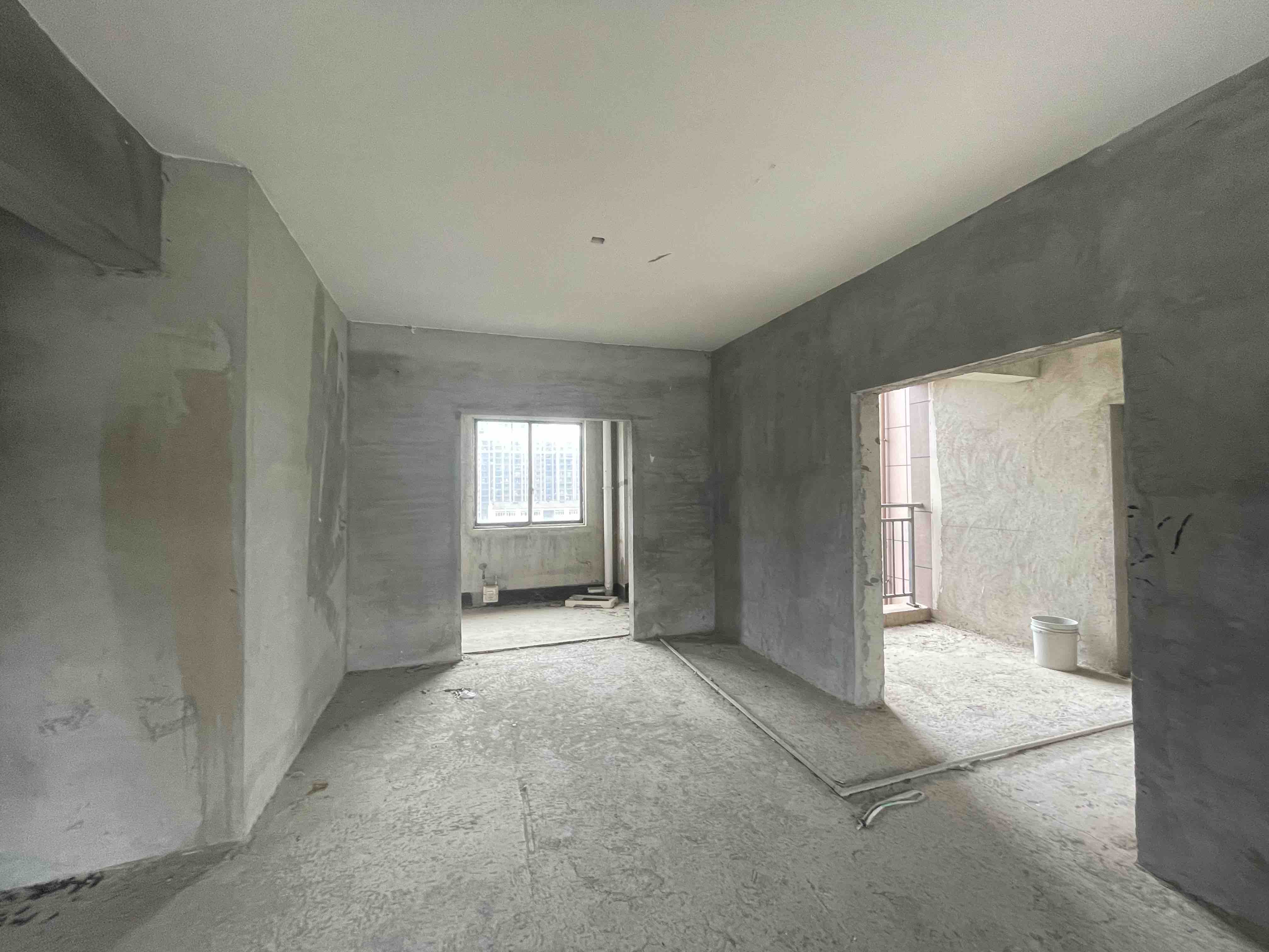 赤壁印象5号公馆·新一中书包房·4室2厅2卫·南北通透毛坯48万