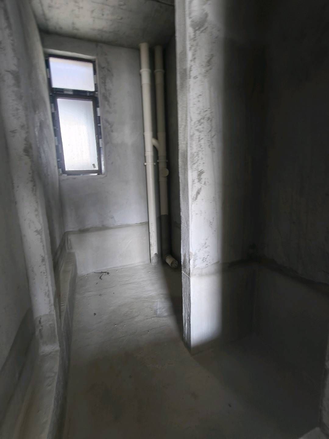 鸣柯里·一期现房出售·116平好楼层·49.8万·买了就可装修