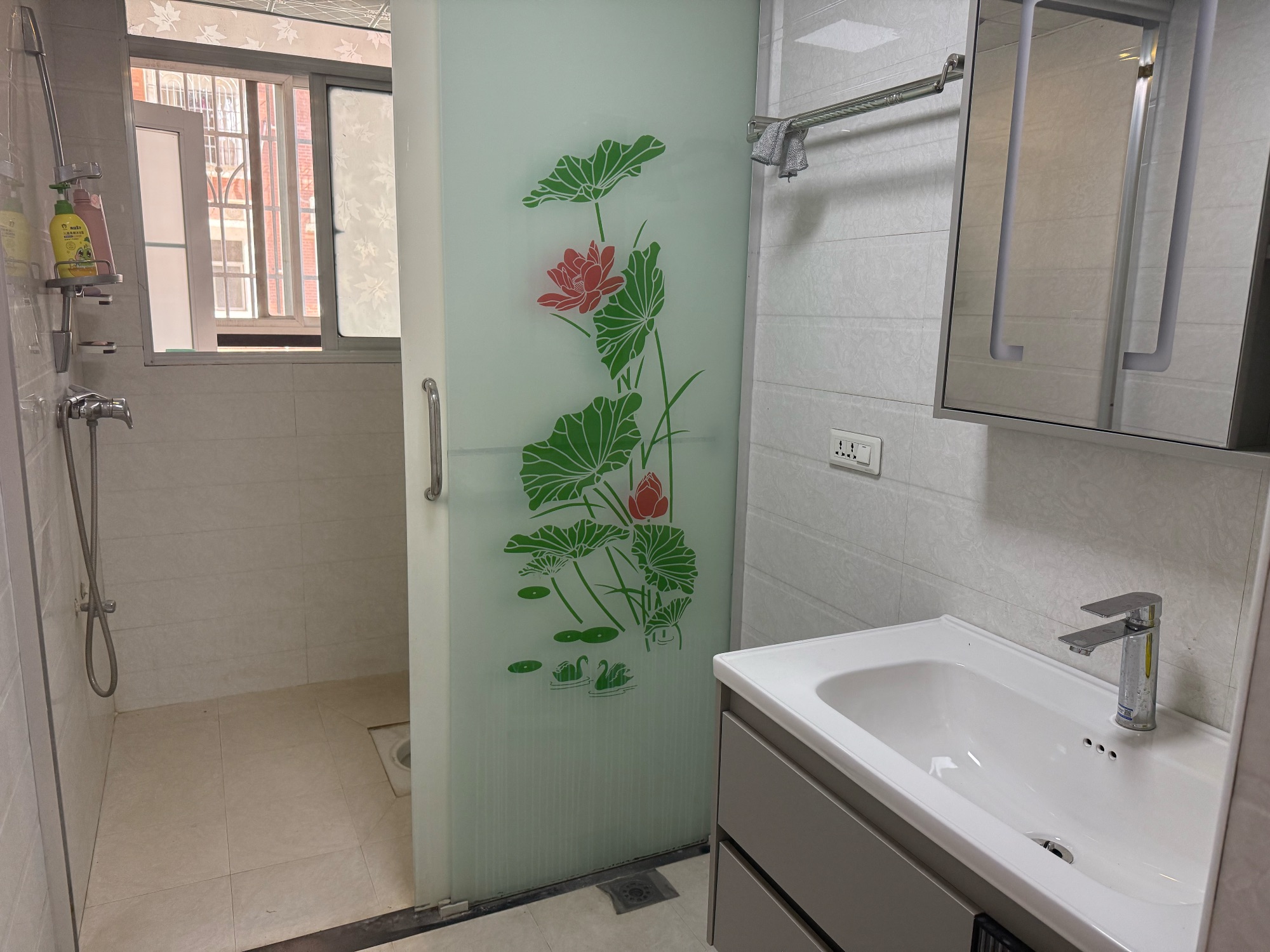 景秀花园北·好房出租·精装修三室两厅·租1500/月