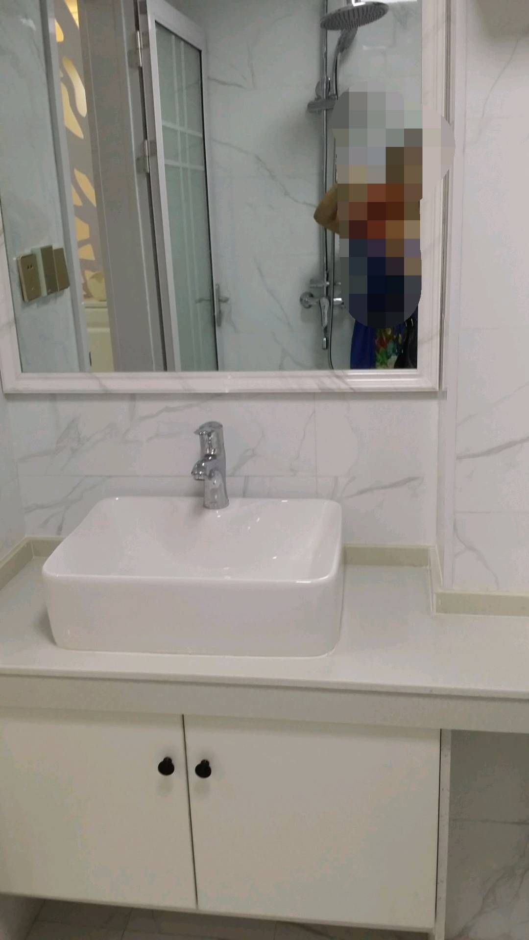 领秀城·精装修·温馨公寓·租了可拎包入住·租1000月