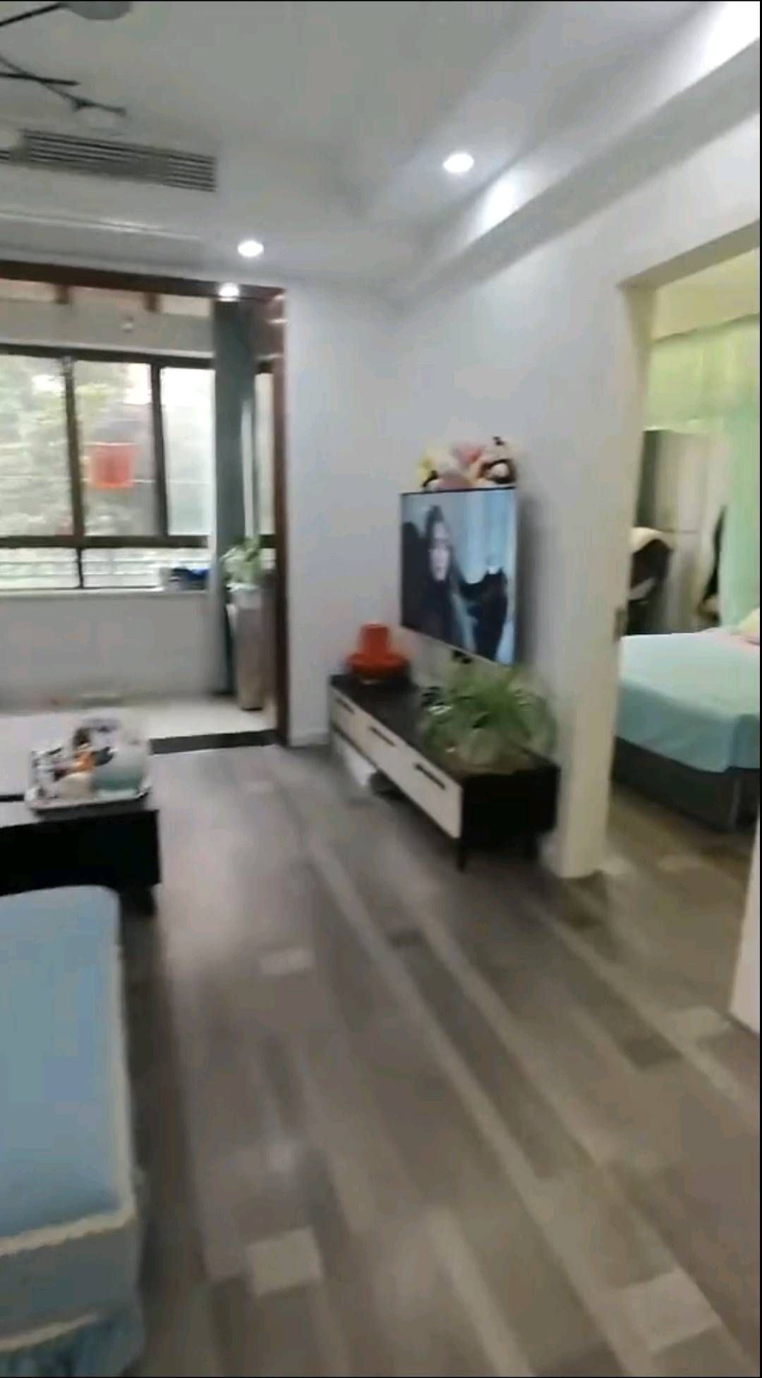 万泰华府·精装修两室两厅·出租1500/月