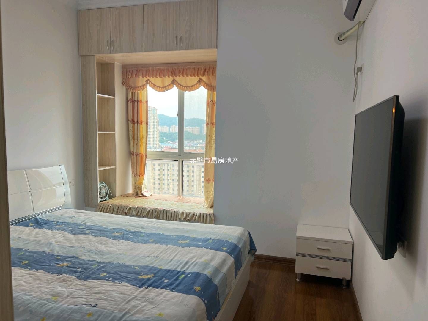 丰业盛世·精装修两居室·可以拎包入住1600/月