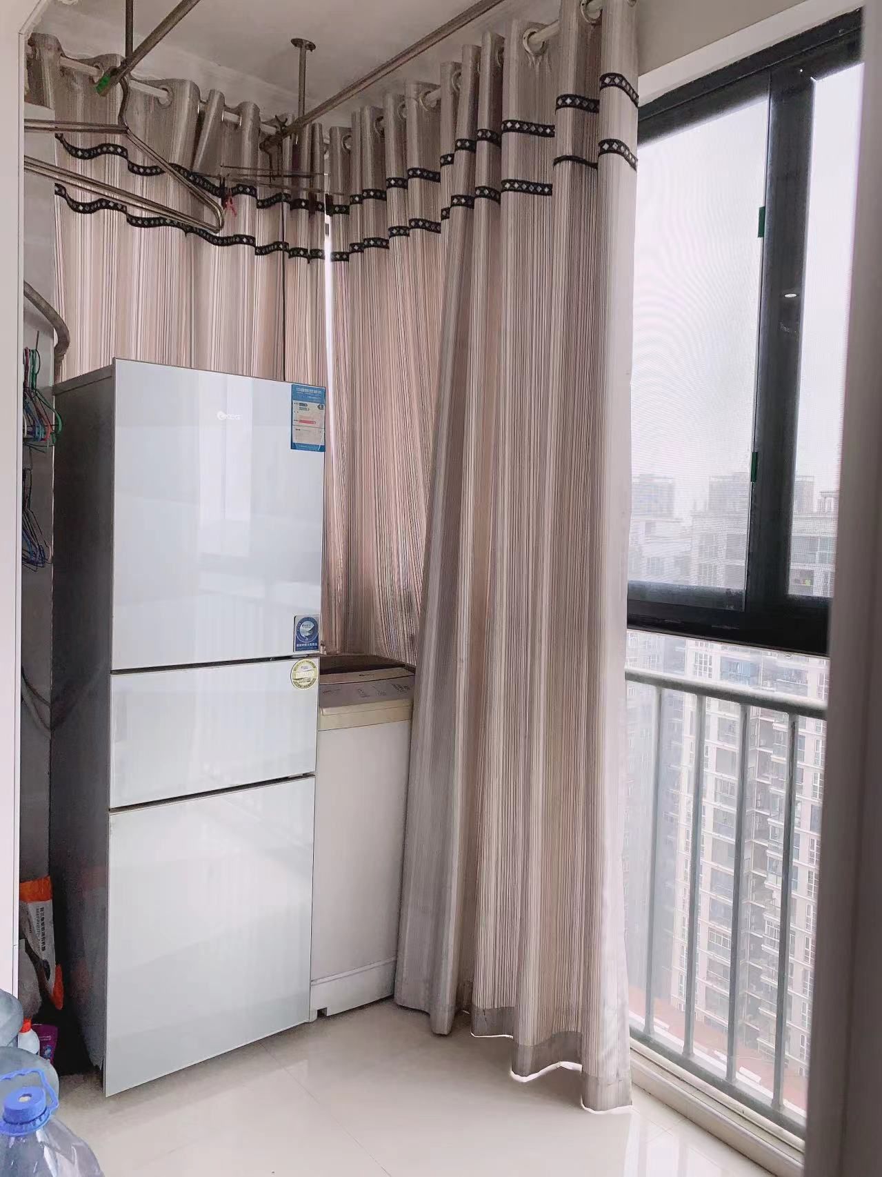 眾城國際·二期兩室兩廳·租1400/月