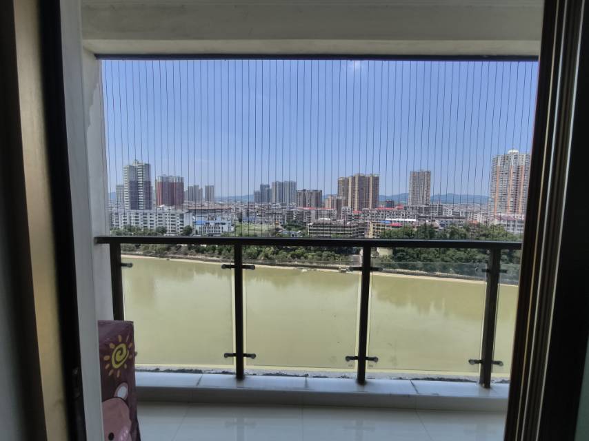 银河花园城河景两房全齐出租