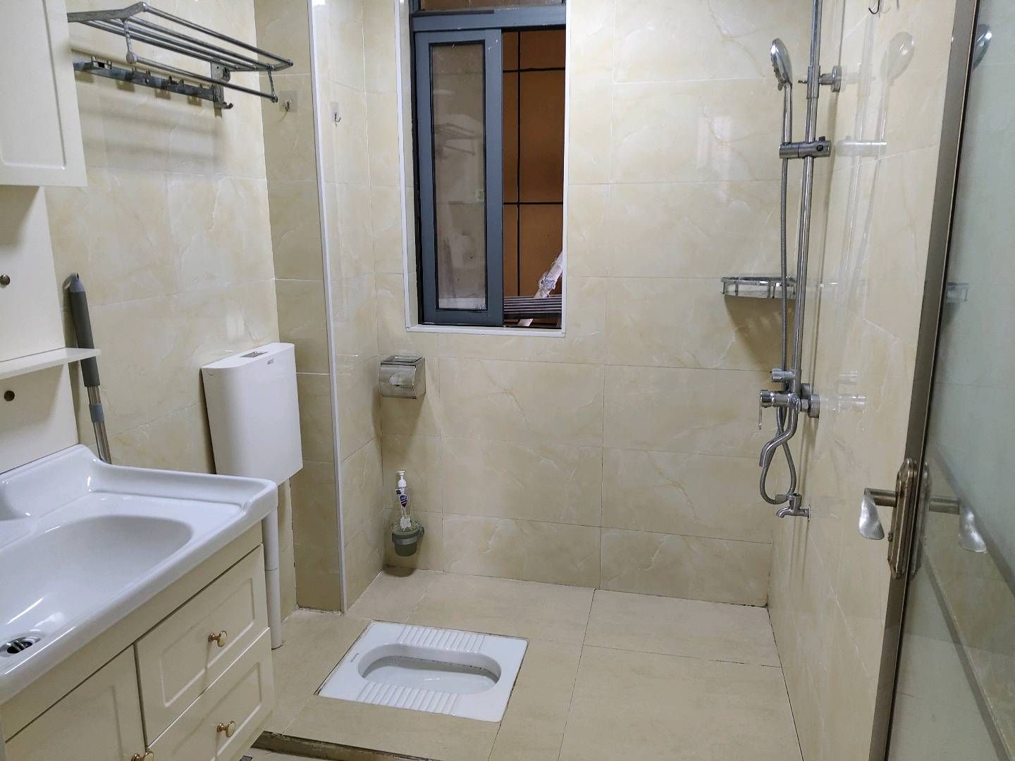 鹏程新都会·三房两厅两位·户型好·证件齐全报价43万