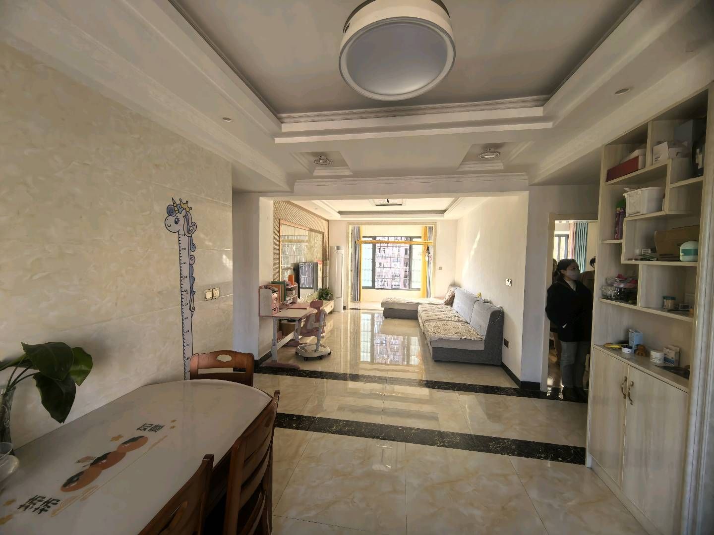 圣荣家苑·沙子岭公园较近的房子·精装修三室电梯房·亏本卖46万