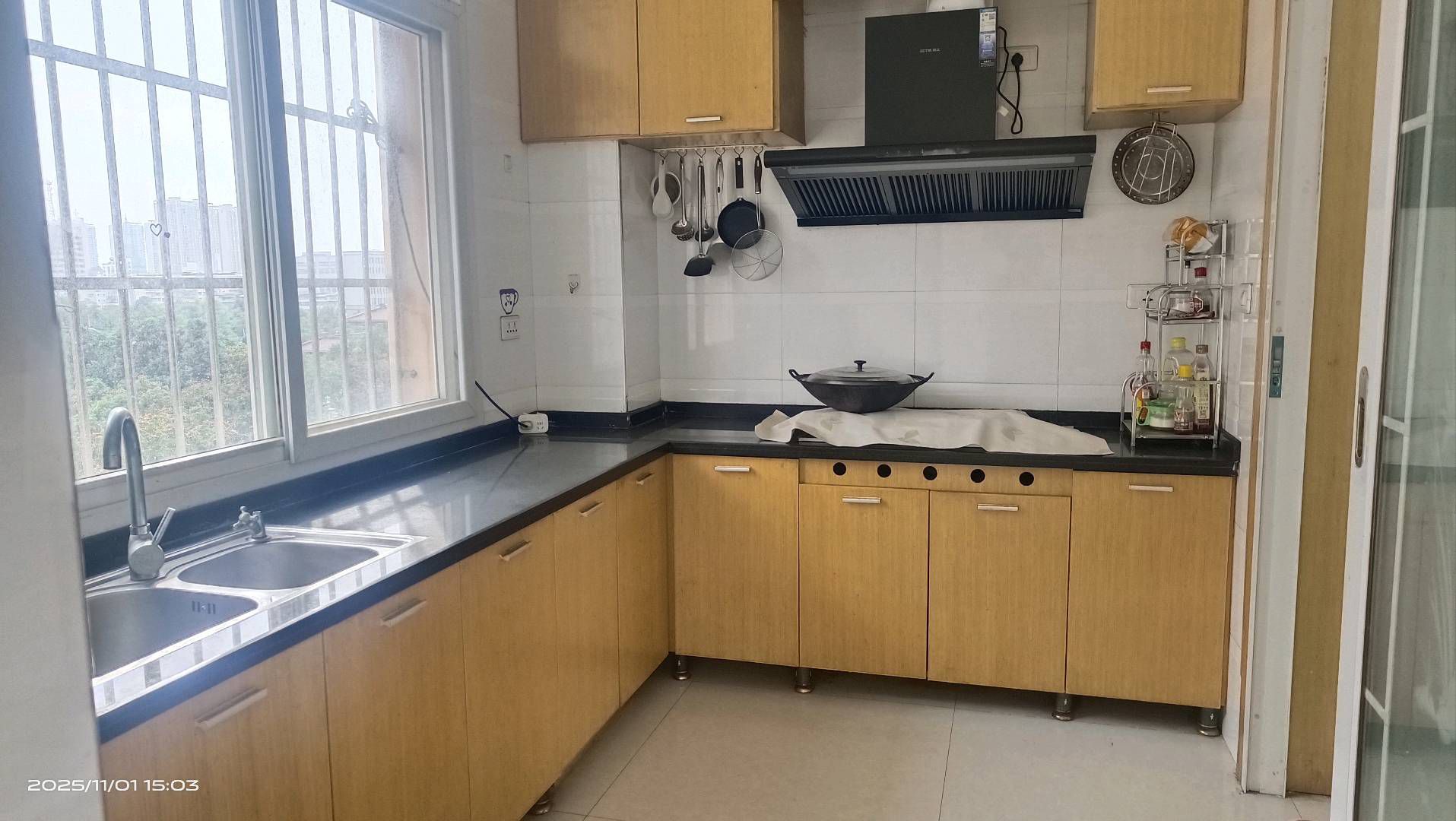 高铁片区·三室两厅·120平方报价40万