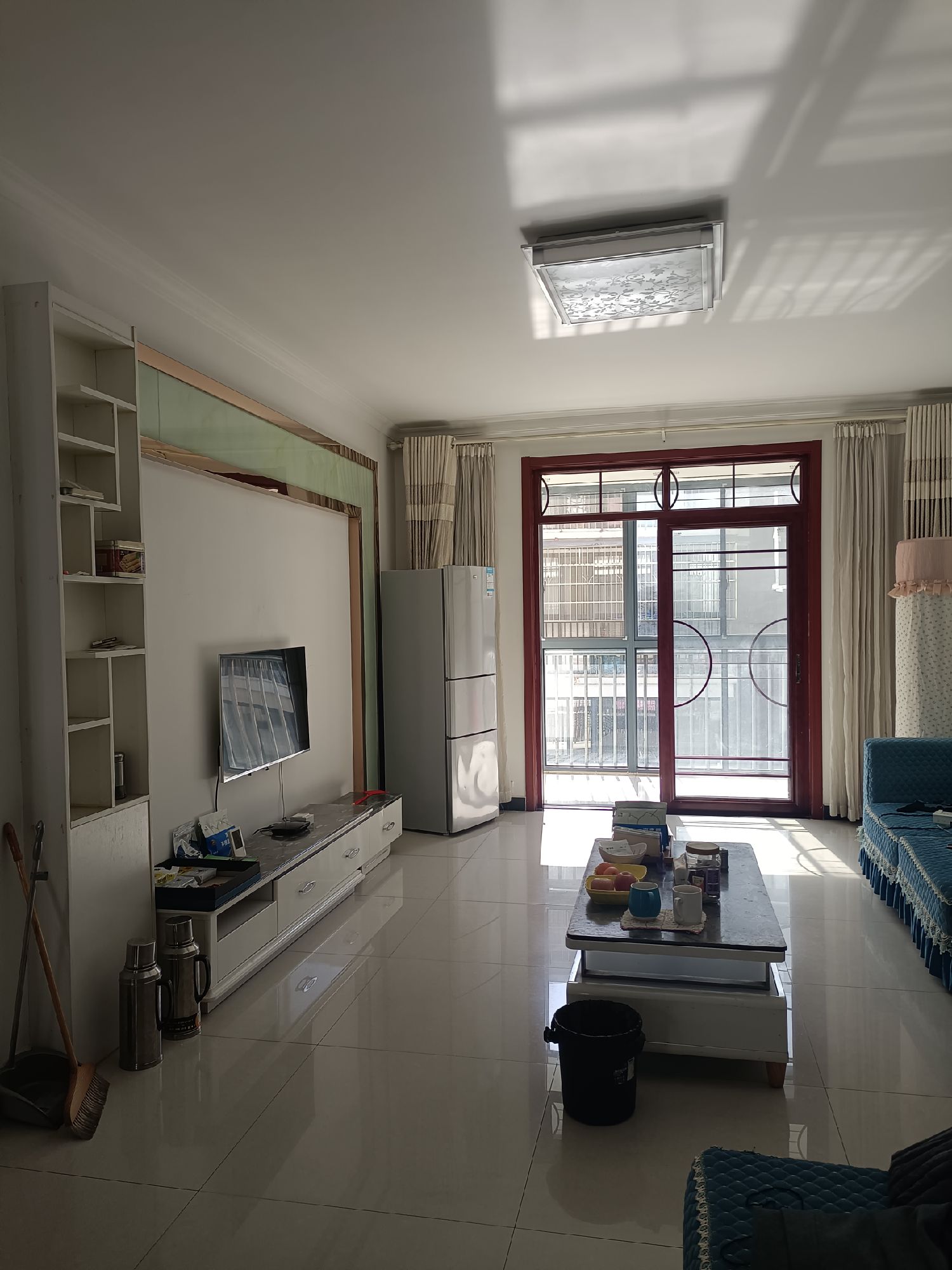 东亭花园·步梯5楼·精装修可拎包入住36万带车库