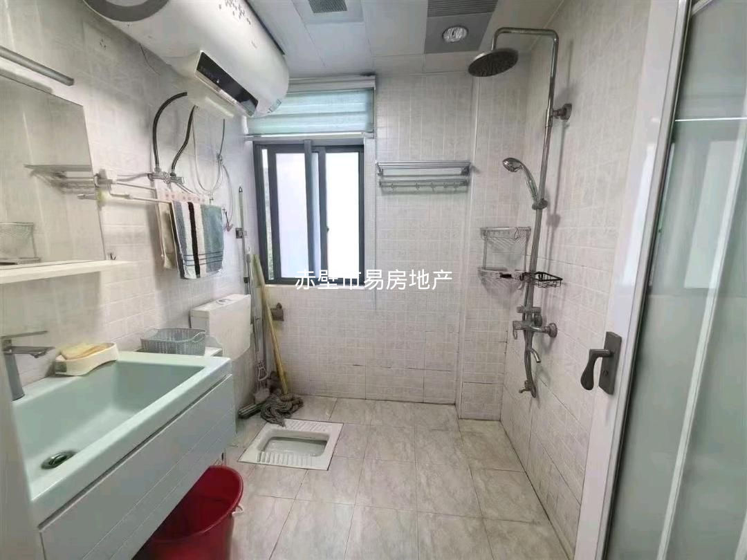 博园小区·120平方三房·拎包入住/1300月