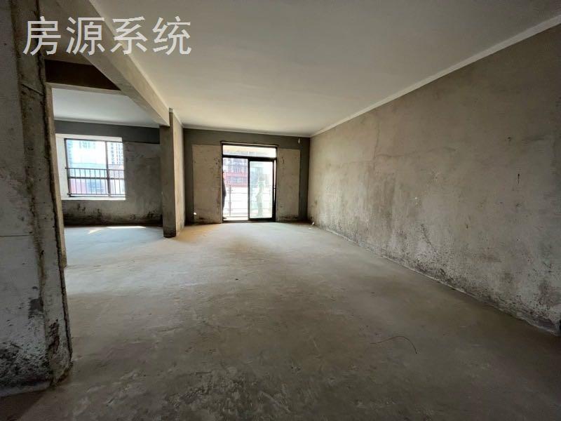 憬泓佳苑电梯房，三室两厅两卫，133.7平，38万，看房电话18307150819