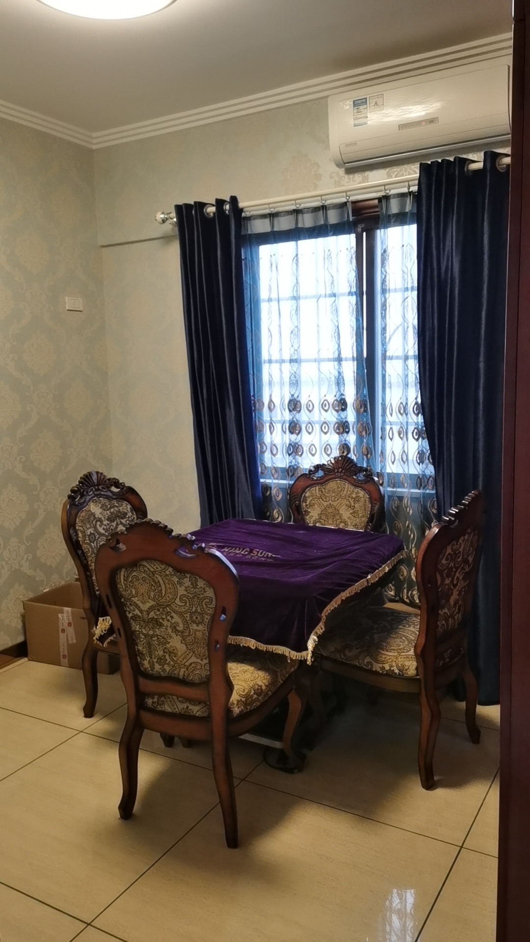 润园·3室2厅·136平方·电梯房中层·带家电家私50万