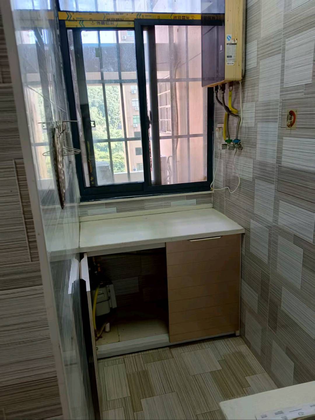 博园澜郡·精装修三居室·出租1700/月