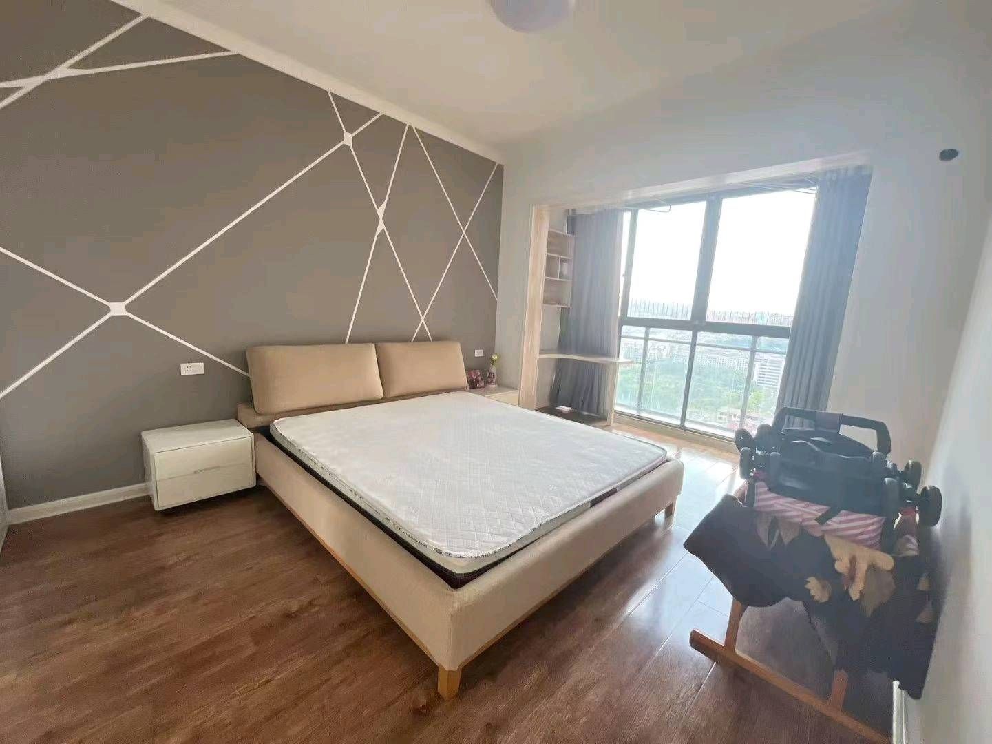 高铁片区·丰业盛世·成熟小区·拎包入住价格：59万