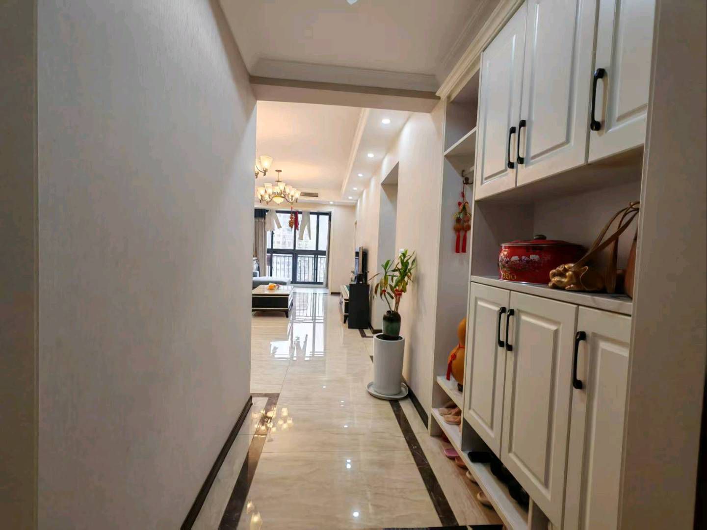 塞纳河畔·精装修三室两厅·15楼·证件齐全50万