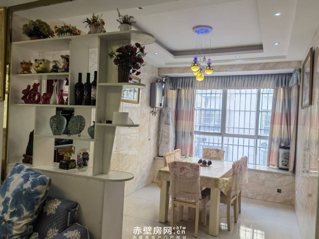 东洲桥小区·三楼·三室两厅·干净整洁出租1500/月