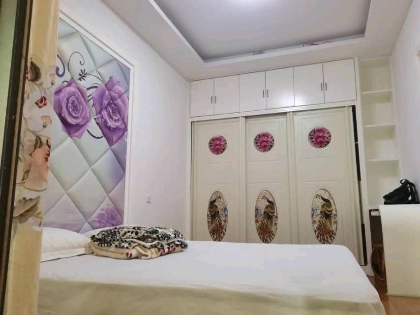 长城花园·一室一厅电梯房·证齐出售22万
