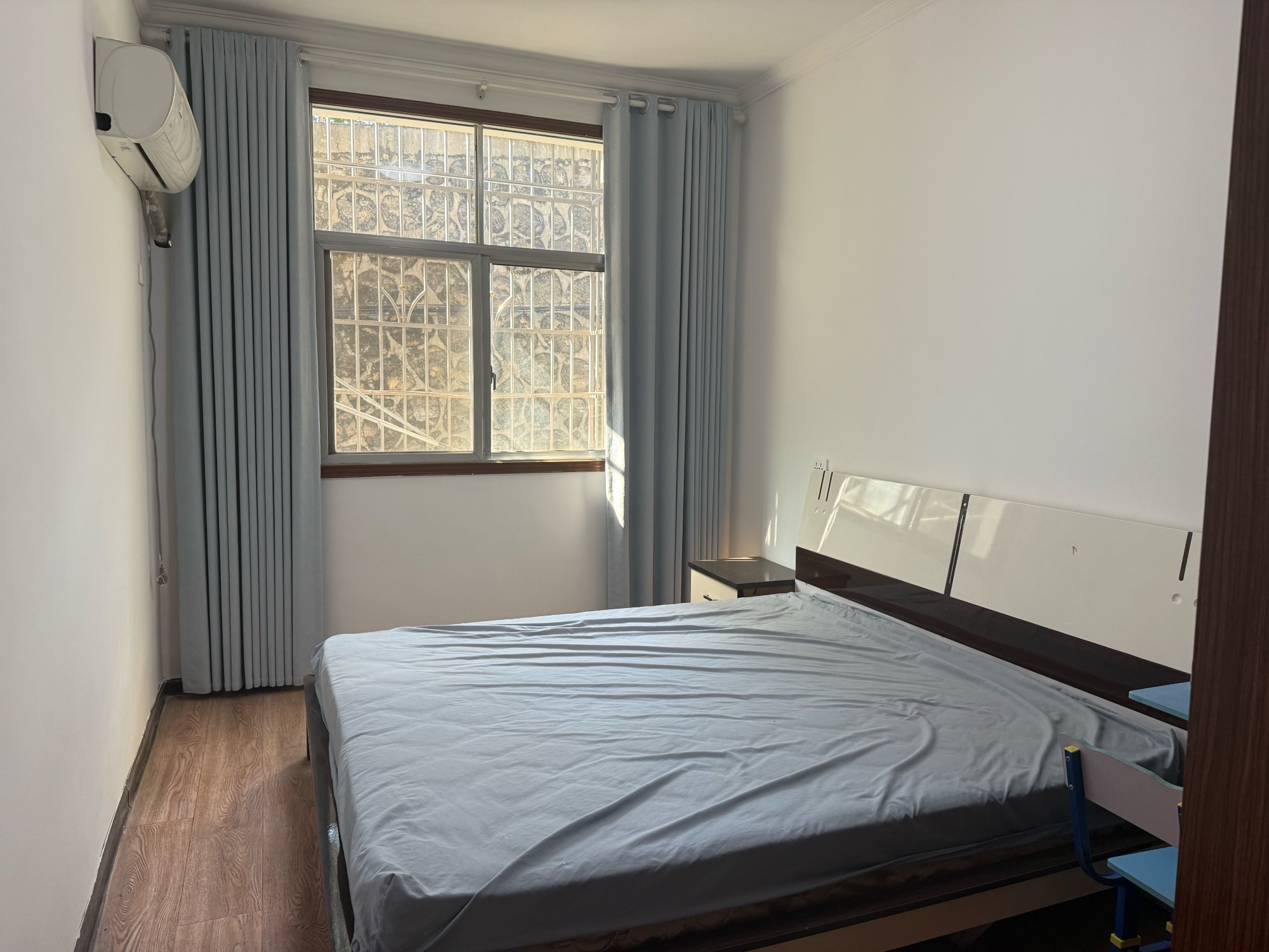 景秀花园北·好房出租·精装修三室两厅·租1500/月