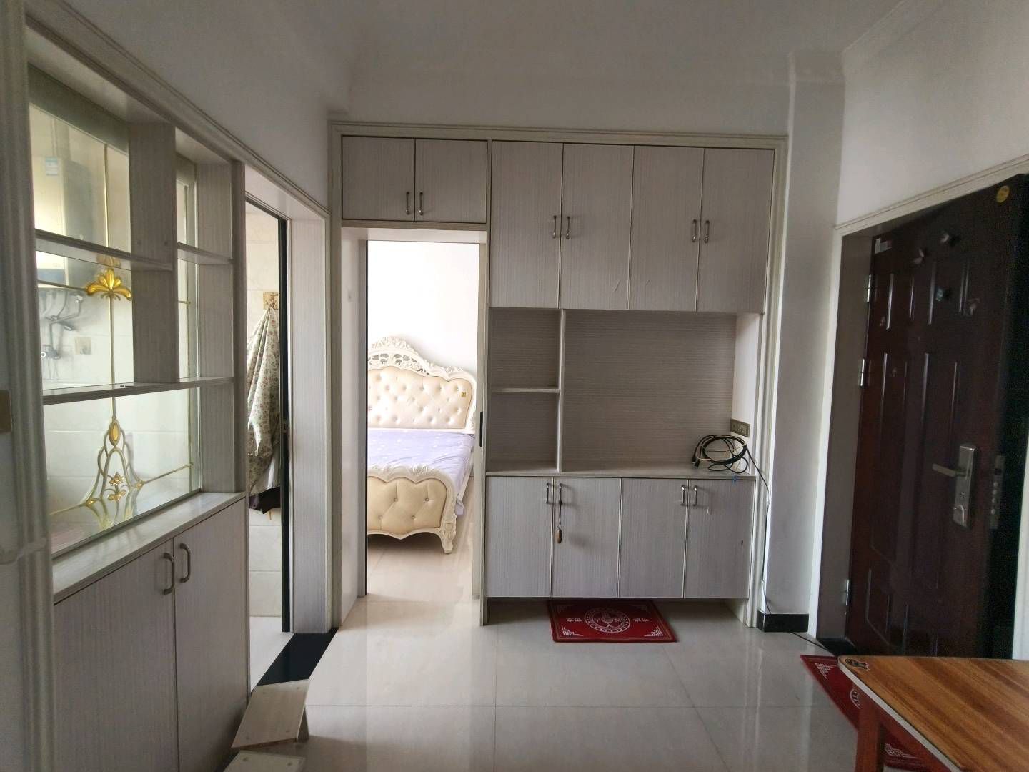 长城花园·精装修温馨公寓·一室一厅·租1200/月