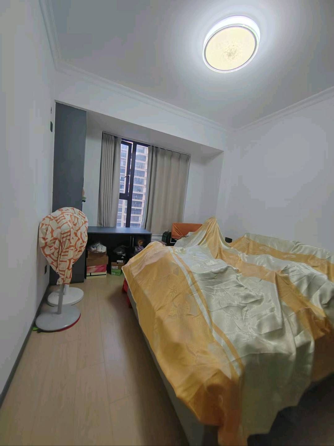 鹏成翰林府·专梯专户·9.9成新·精装修直接入住68万