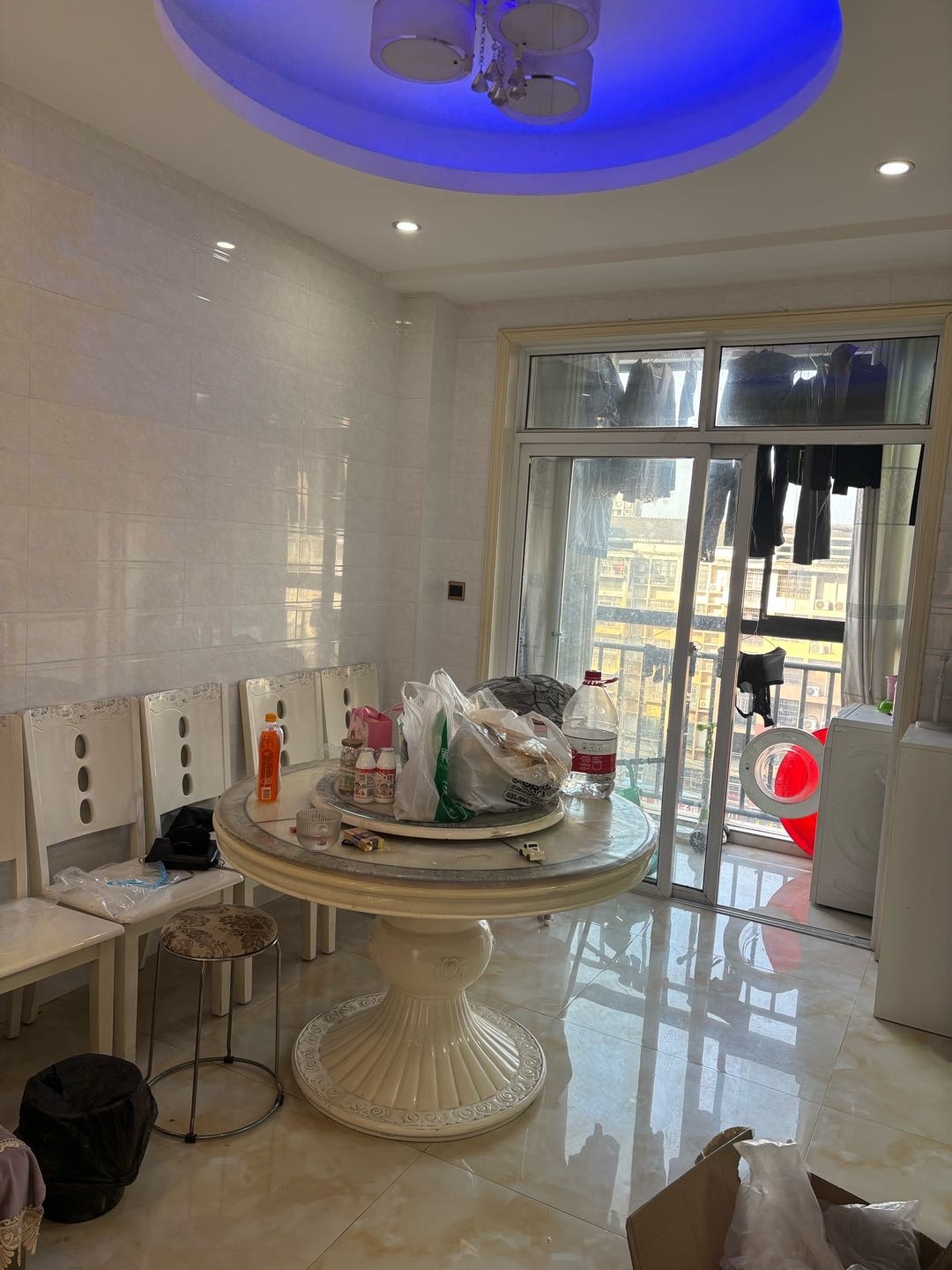 福星花园·电梯三室两厅·精装修·自己居家房诚意出租1700/月