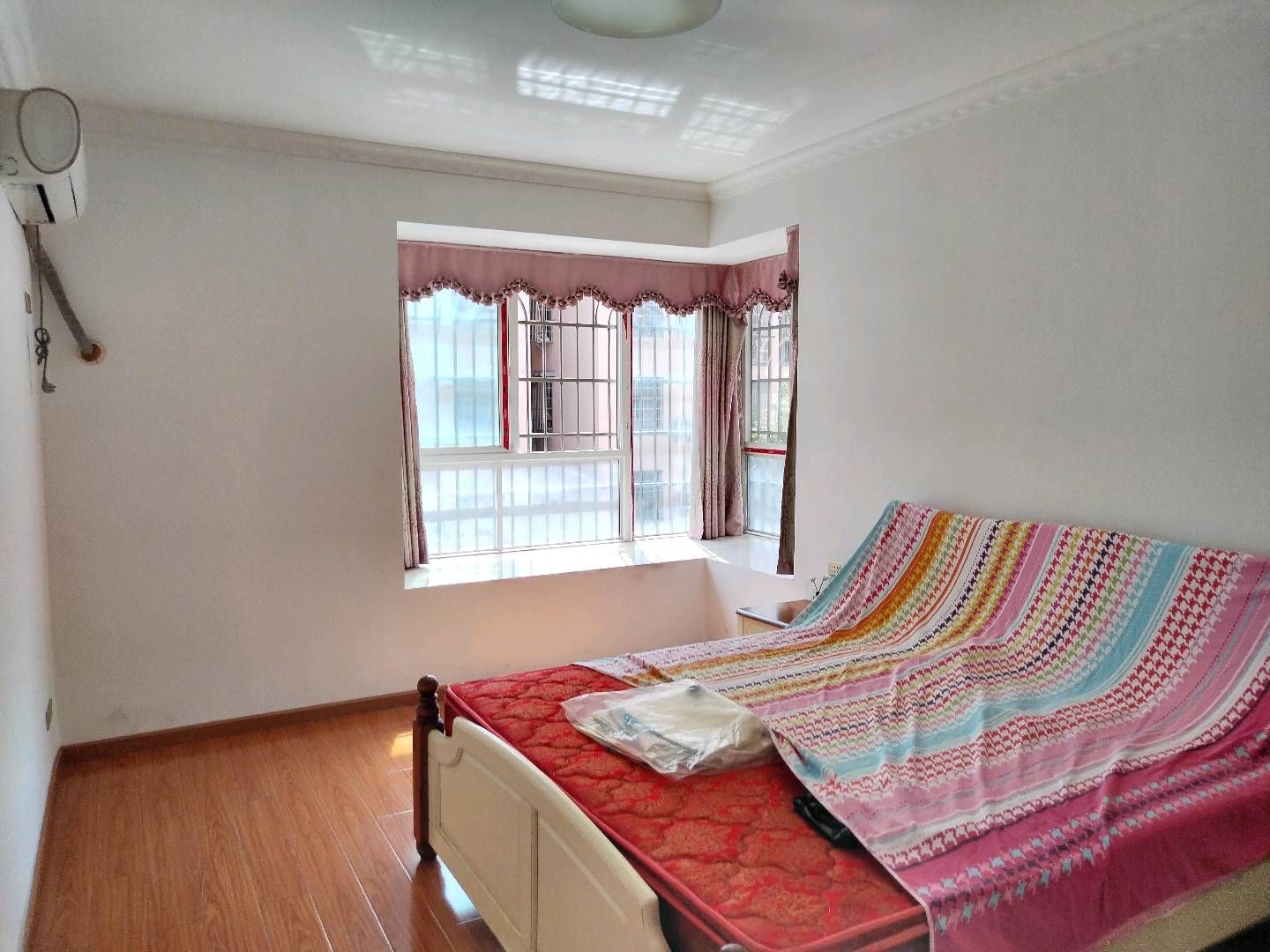 明尚精英·两室两厅·110平方·步梯二楼·报价：31万