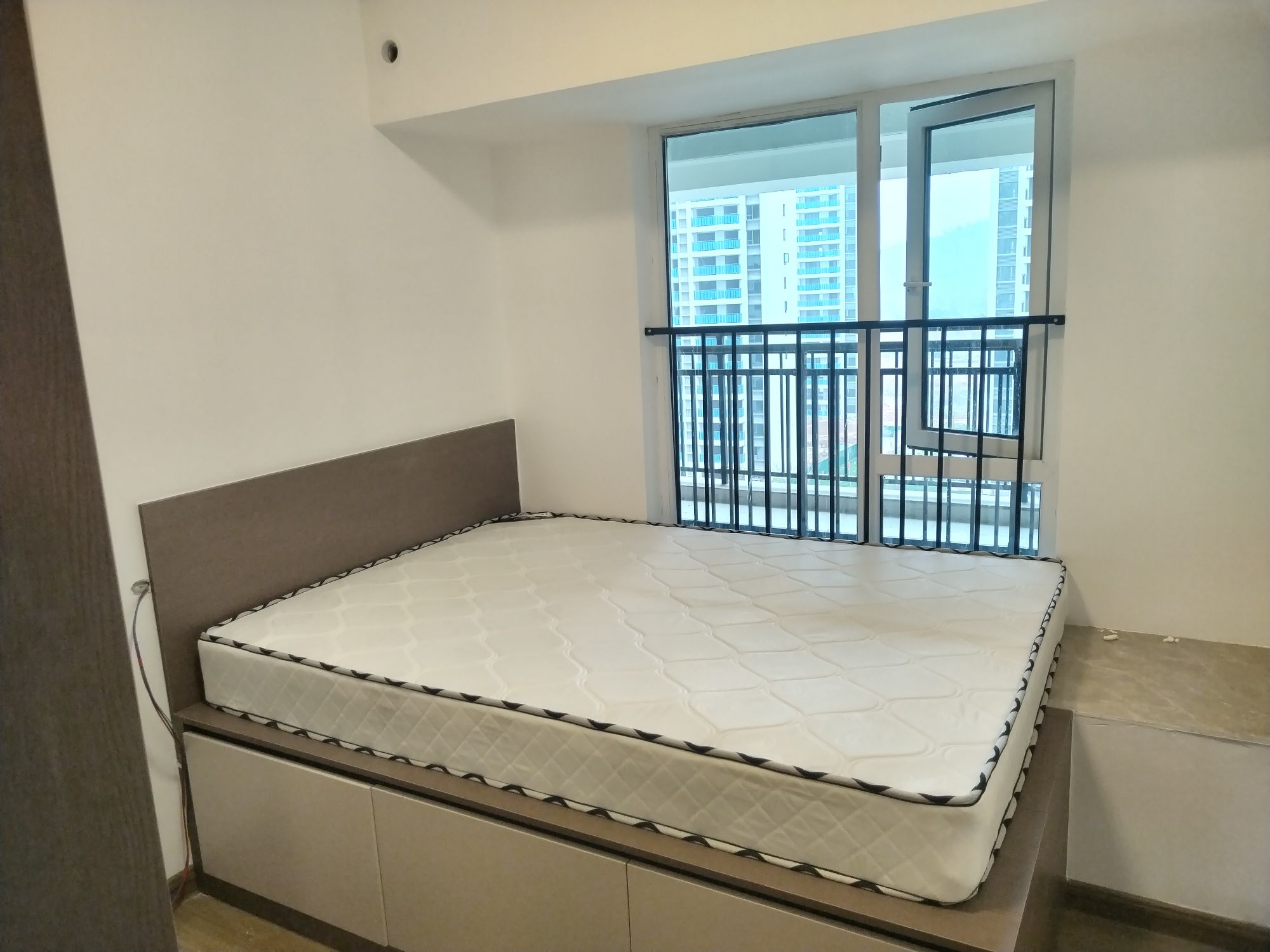 北站碧桂园·精装修三居室·环境优美·拎包入住1500/月