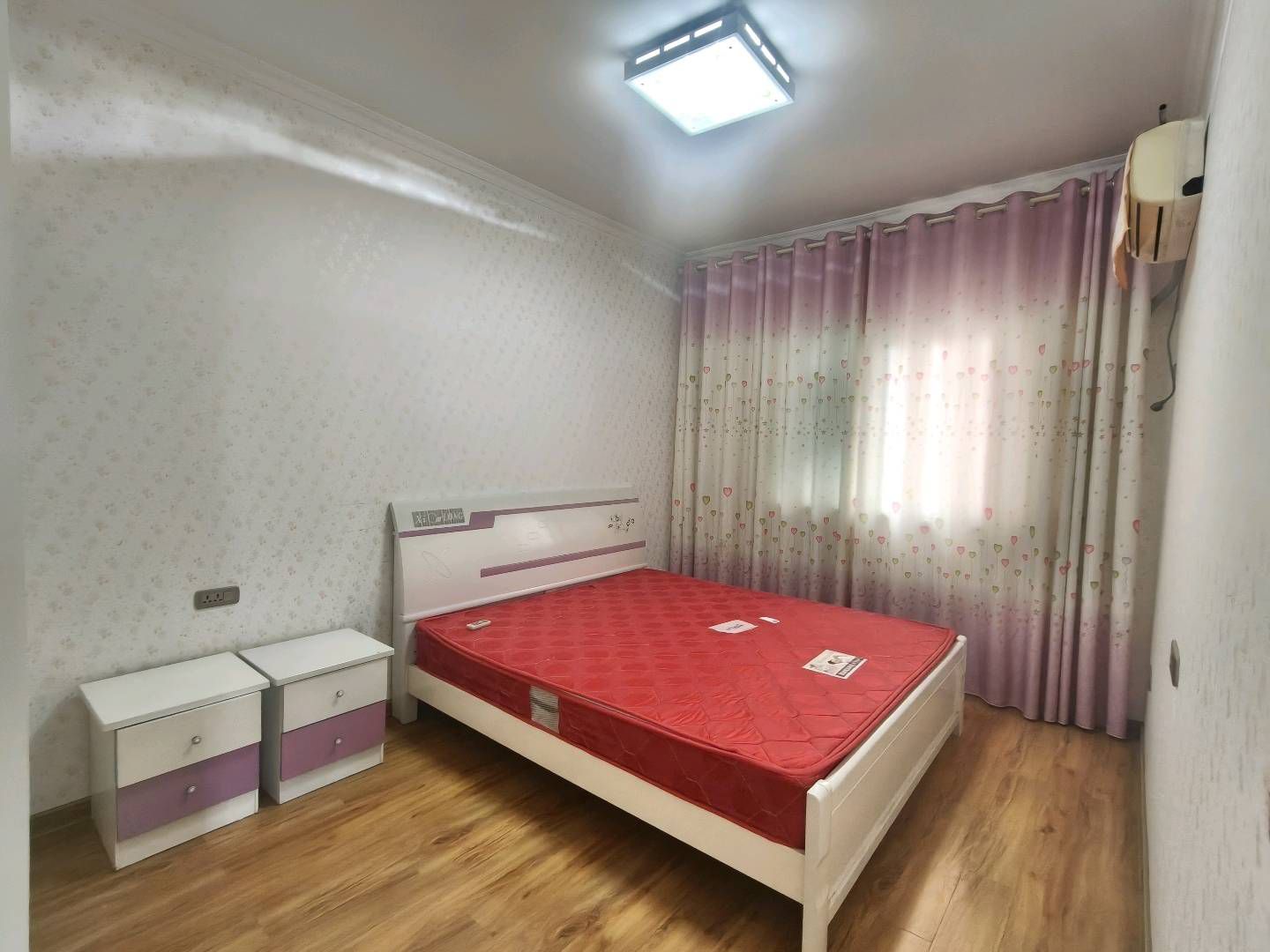 银河花园城·温馨两居室·可以出租啦1300/月