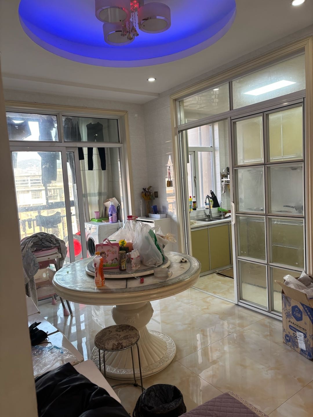 福星花园·电梯三室两厅·精装修·自己居家房诚意出租1700/月