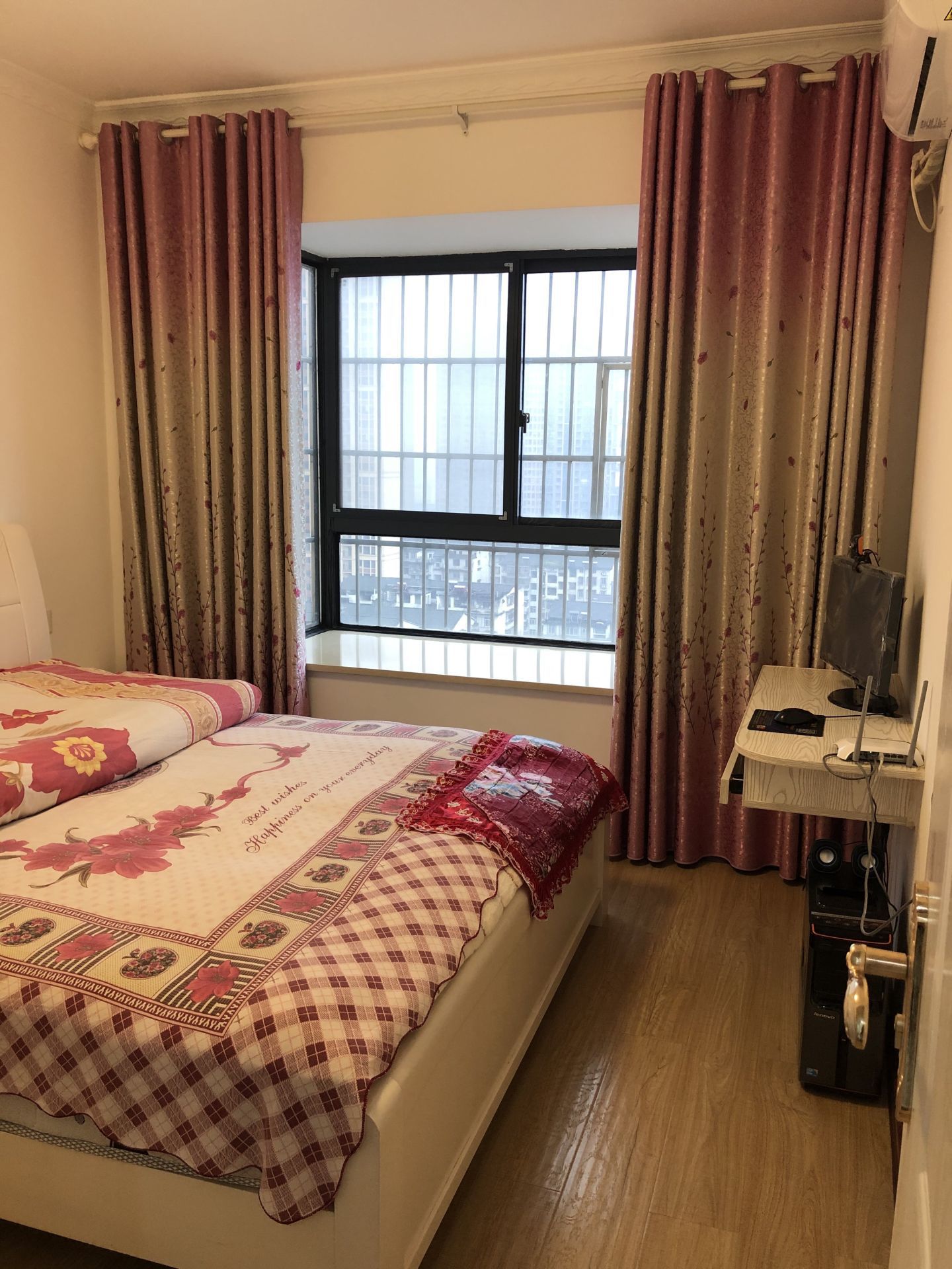 铜锣湾·北站旁·两室两厅·拎包入住1500/月