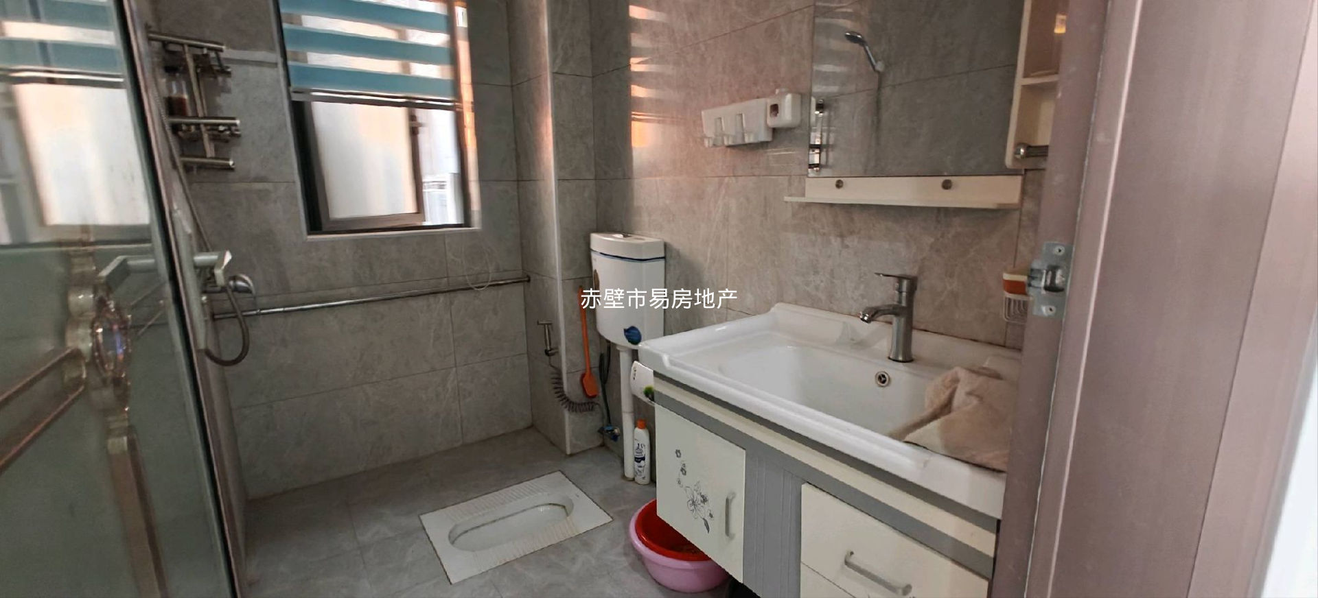 赤壁外滩精装房·2+1户型·河景朝南房子整体出租1400/月