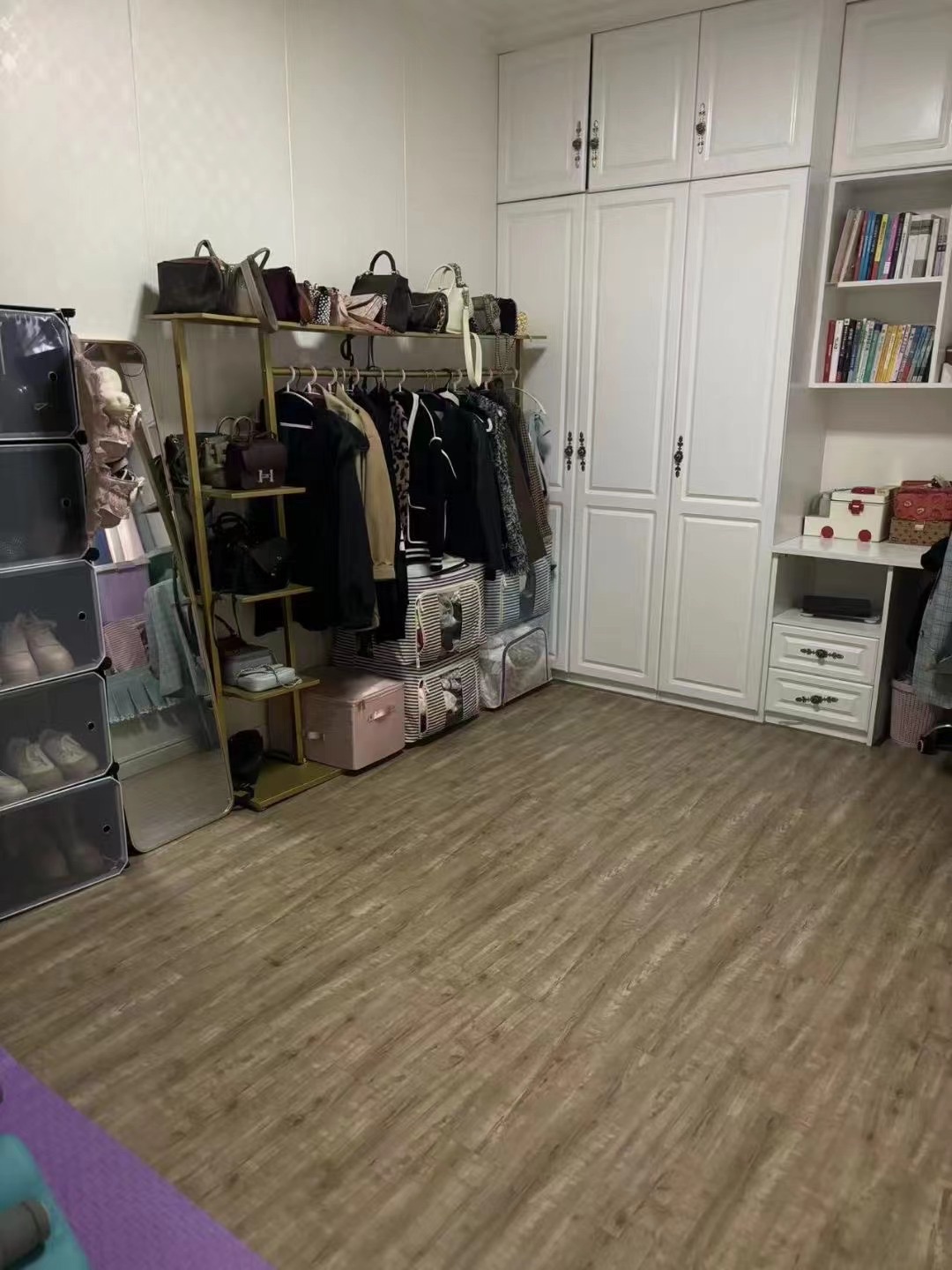 塞纳河畔经典两室两厅·好楼层精装修48万