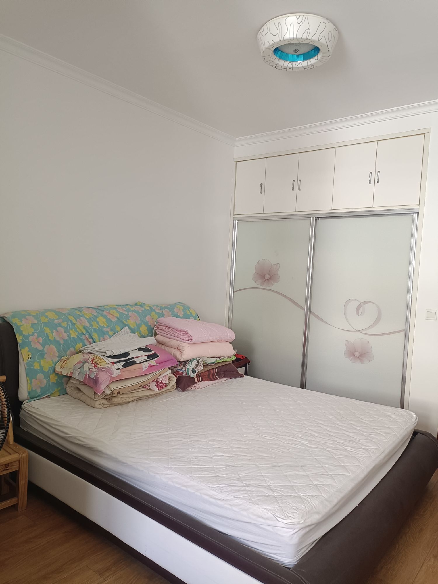 东亭花园·步梯5楼·精装修可拎包入住36万带车库