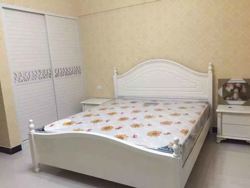怡景花园精装一室一厅出租1200/月拎包入住