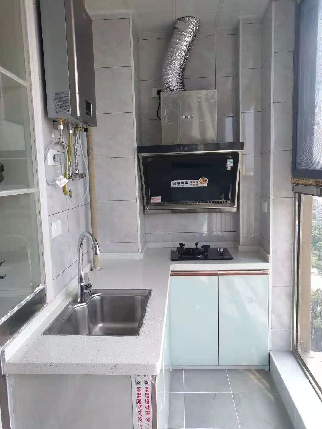 领秀城(赤壁市)1室1厅1卫精装修电梯房配套齐全