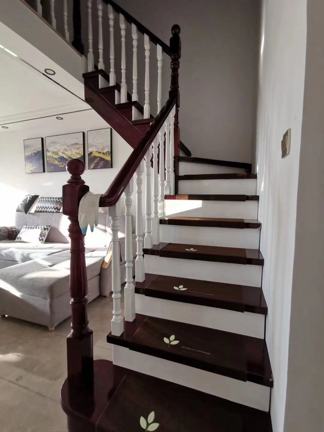 高铁片区·高铁明珠·复式楼2室·干净整洁·商圈地段