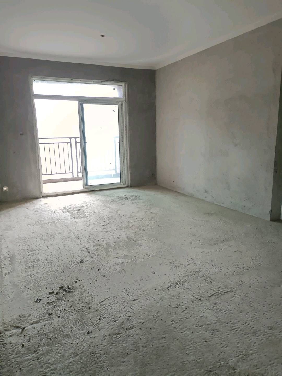 塞纳河畔三期·119平方·三房两厅·户型通透·单价/3700一平