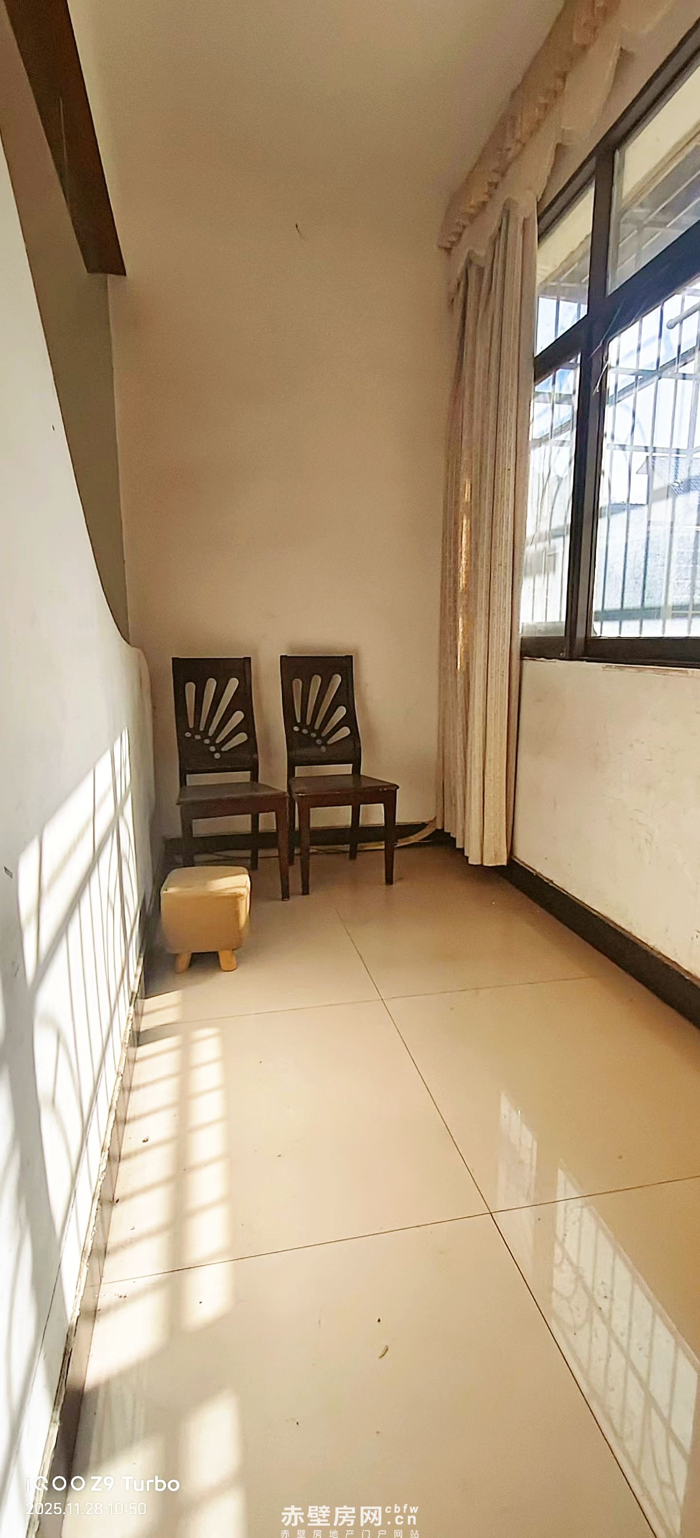 青泉公园旁4室2厅二楼房屋便宜出租，设施齐全，拎包入住，周边环境优美看房电话13451117496