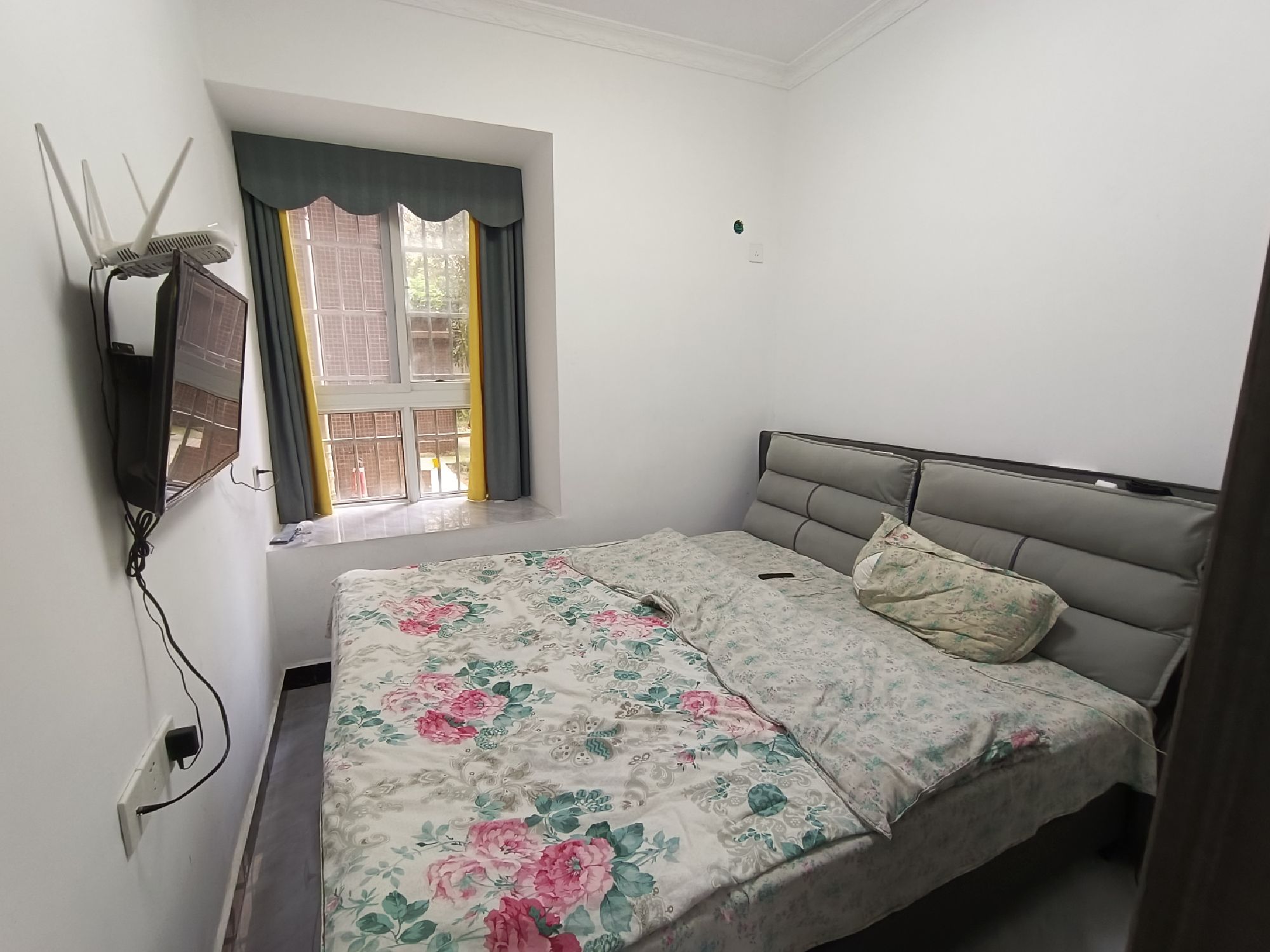 新岭地·好房出租·精装修·干净整洁三居室·出租1500/月